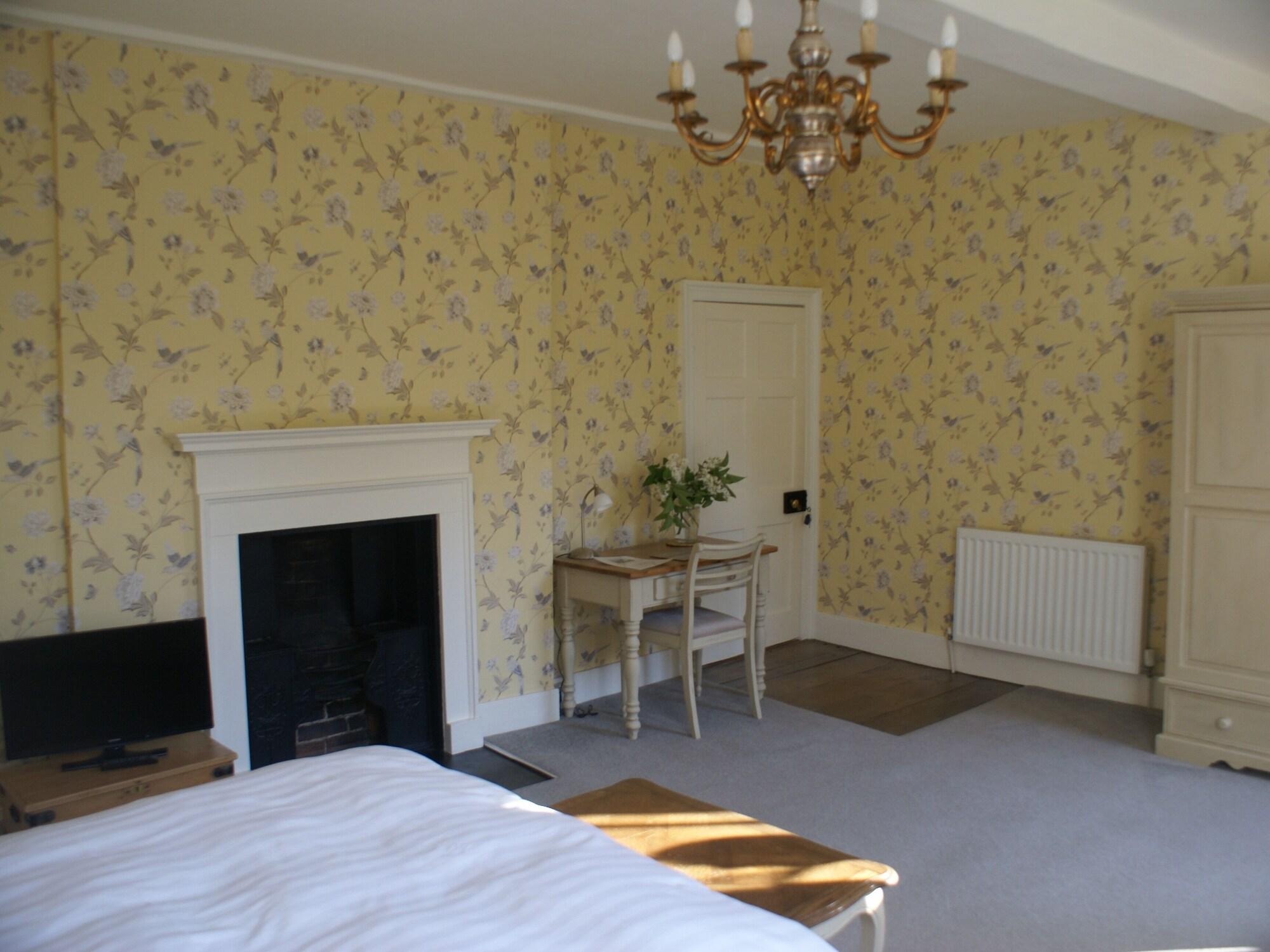 Varios Trelough House B&B