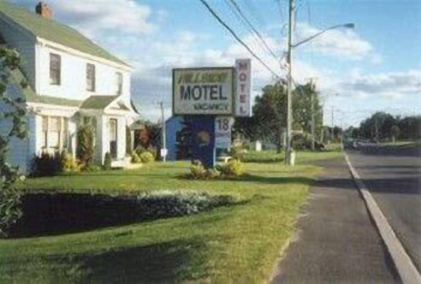 Varios Hillside Motel