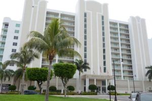 Alquiler Vacacional - Le Marina Bay 502 by Go Florida Condo Sunny Isles