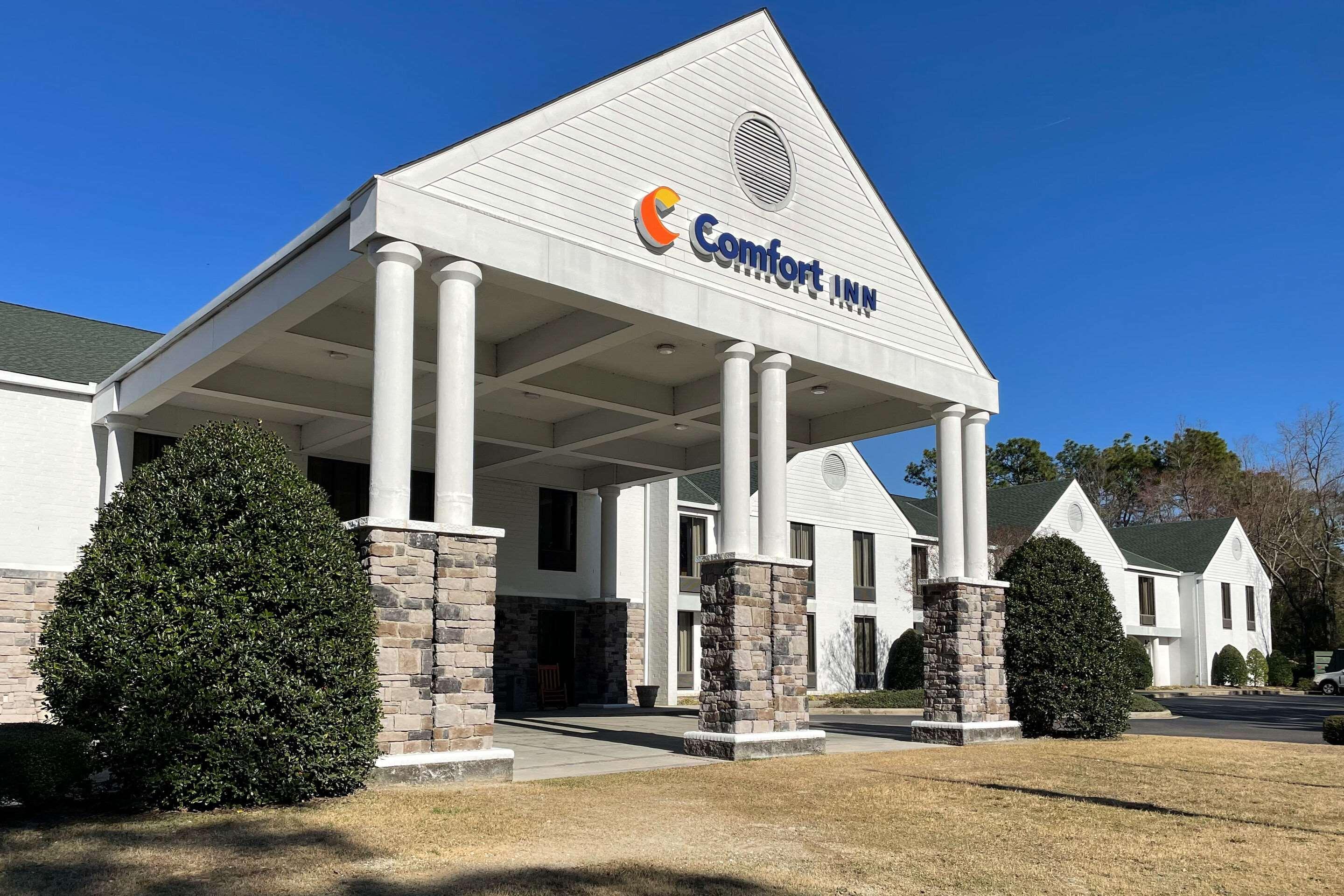 Vista Exterior Comfort Inn Pinehurst - Southern Pines