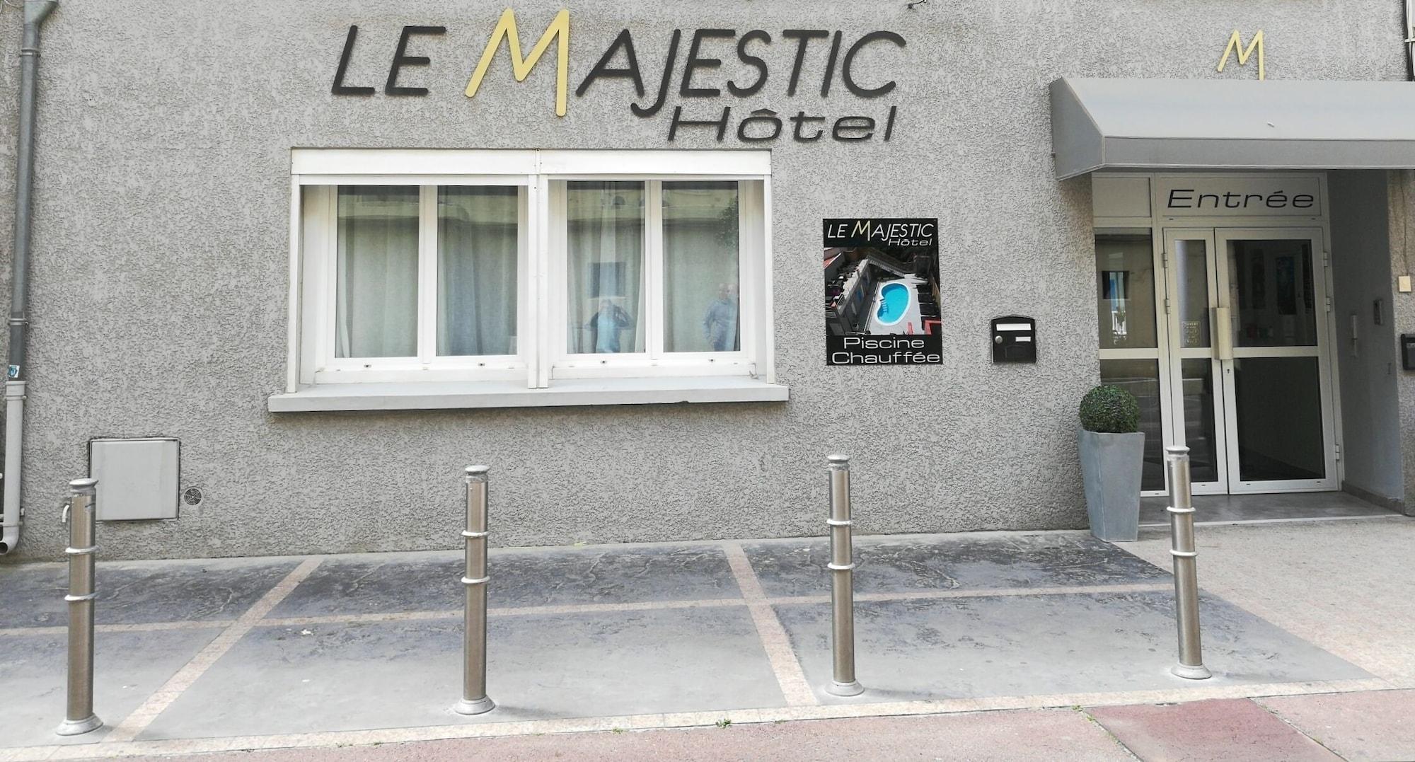Vista Exterior Hôtel Le Majestic
