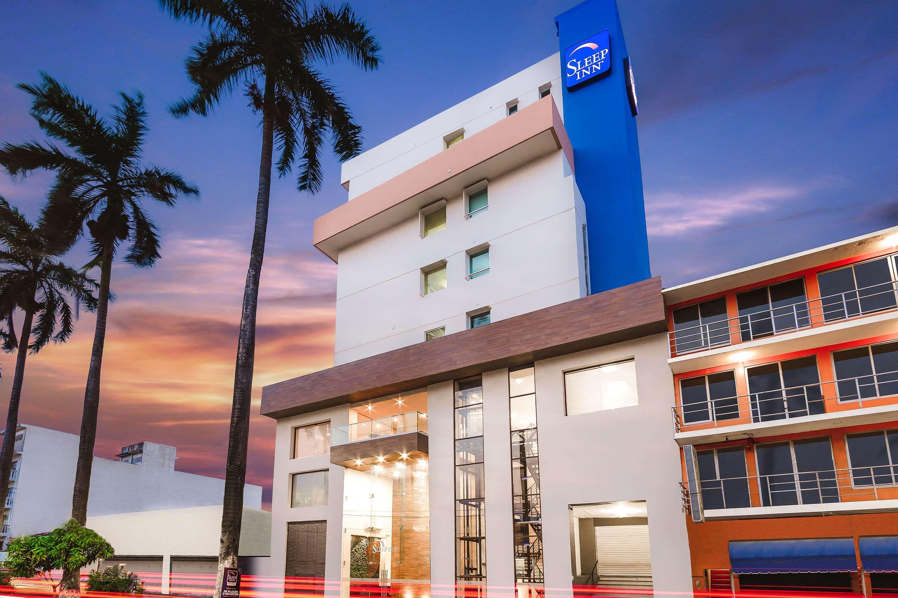 Vista Exterior Sleep Inn Villahermosa