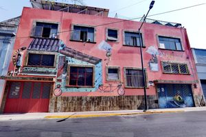 Alojamiento - The Roof Backpackers Hostel