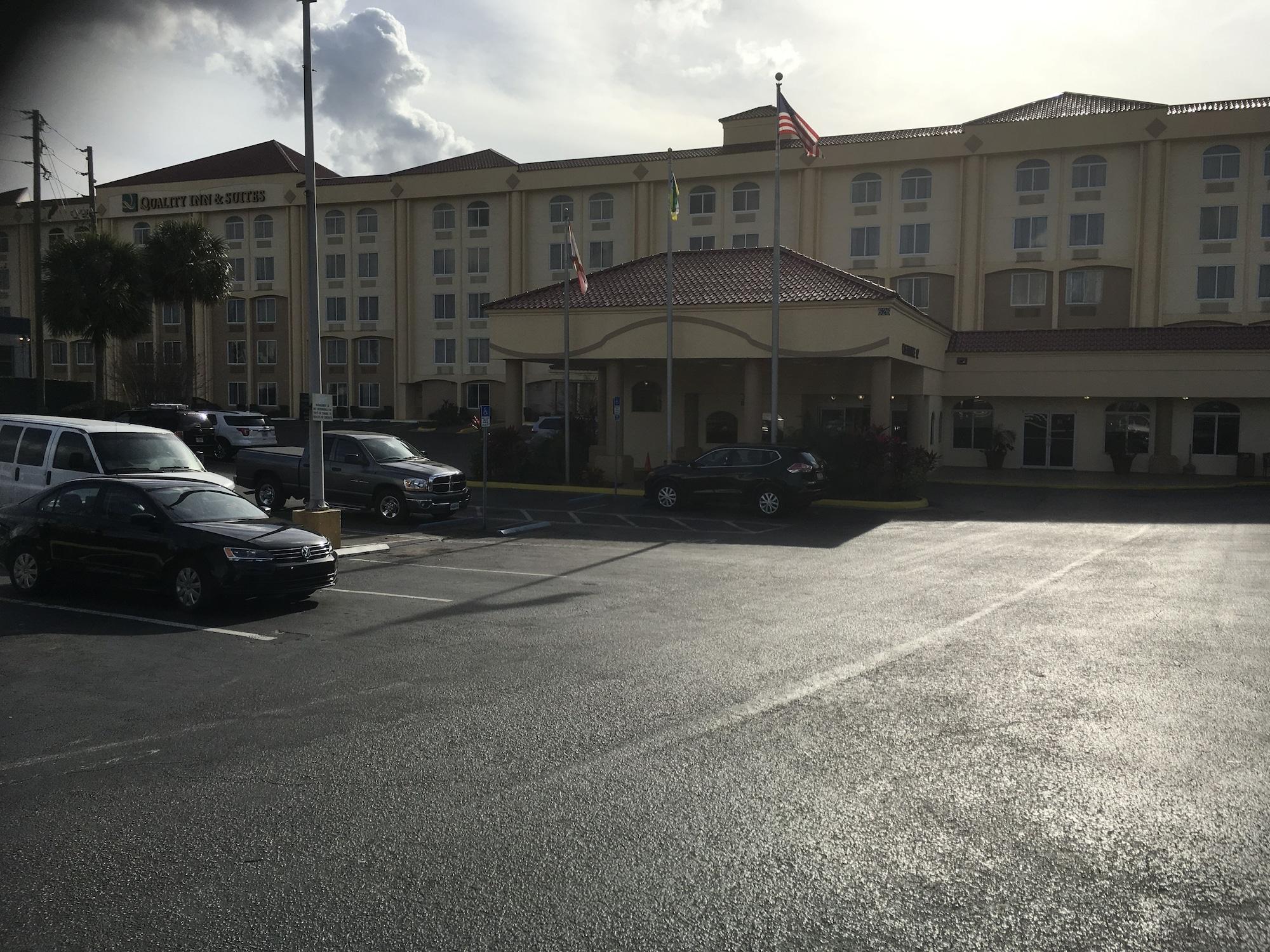 Vista Exterior Holiday Inn Orlando North Winter Park by IHG