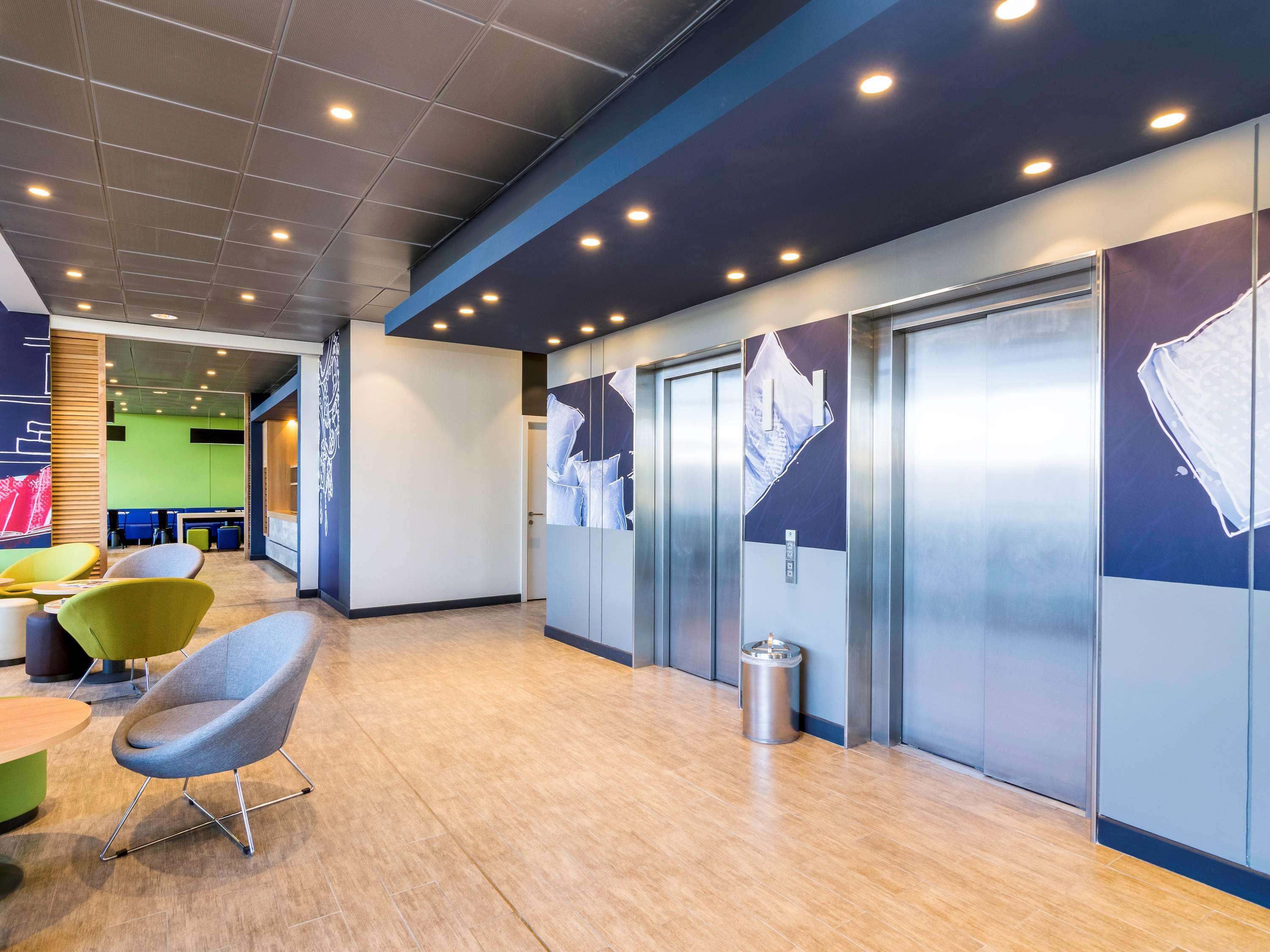 Vista Lobby ibis Calama