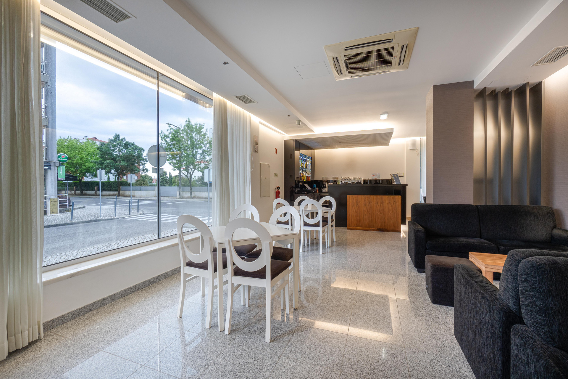 Bar/Salón Hotel Azinheira by RIDAN Hotels