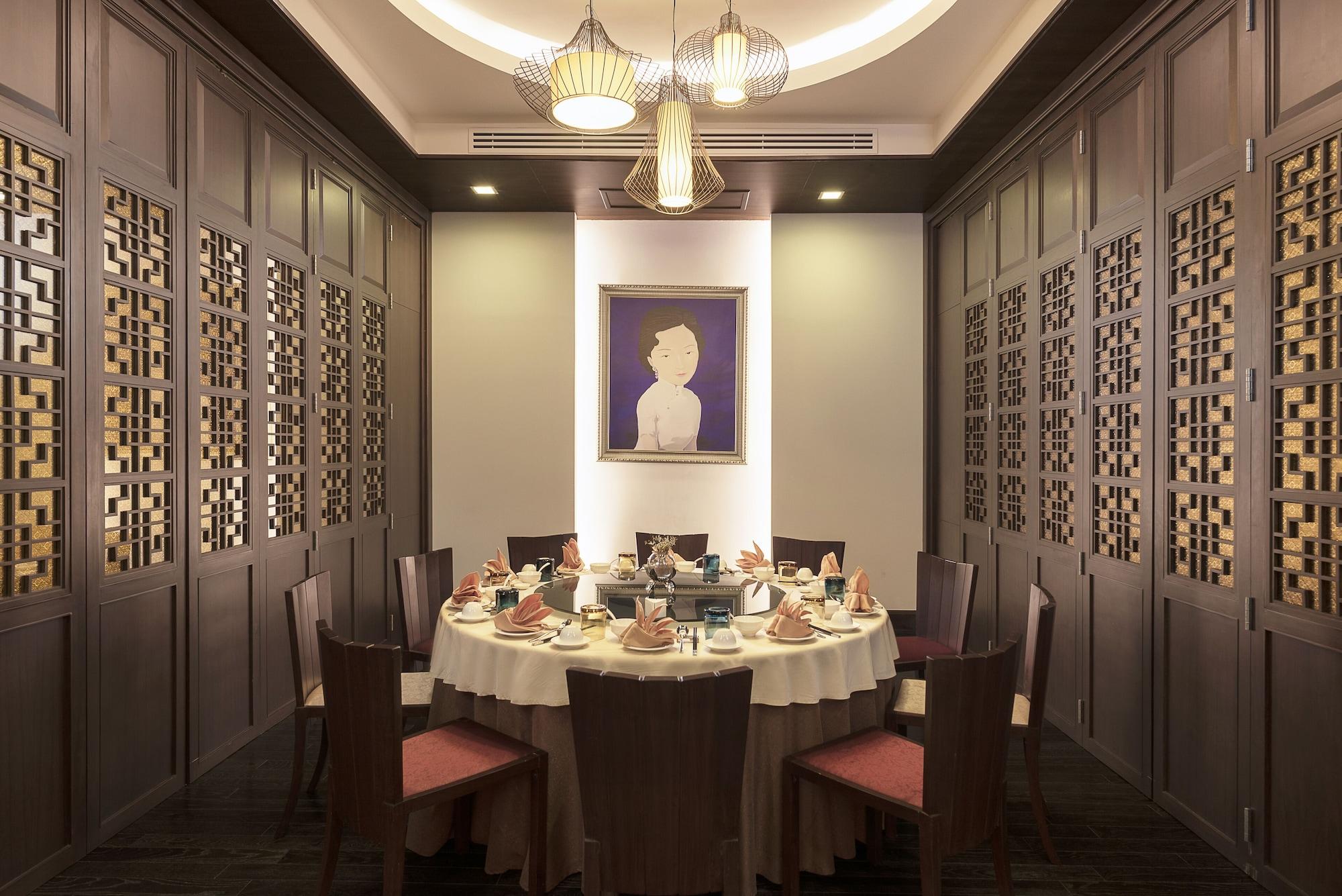 Restaurant Mida Grande Hotel Dhavaravati, Nakhon Pathom