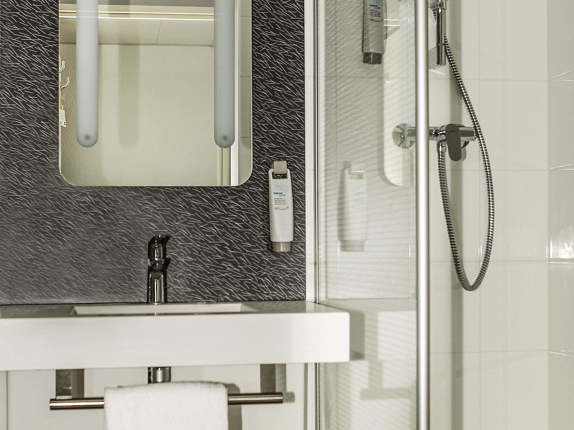 Habitación ibis Saint Genis Pouilly Genève