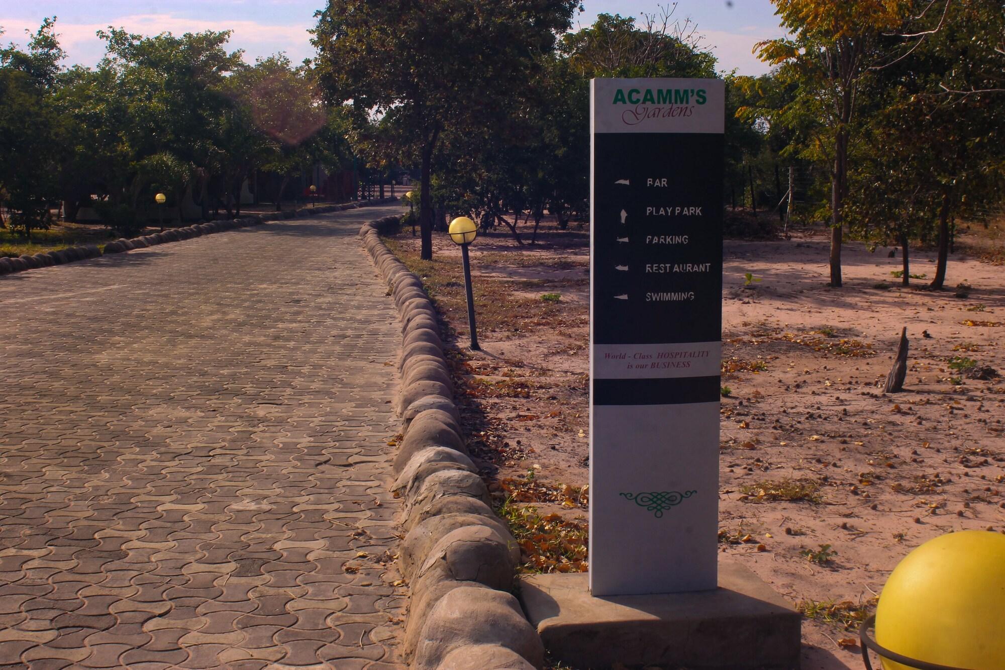 Vista Exterior Acamms Gardens Lodge Mongu