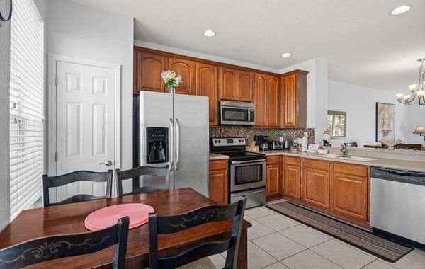 Comfortable 3BR Near Convention Center & Epic Park - Hoteles en Disney Area de Orlando