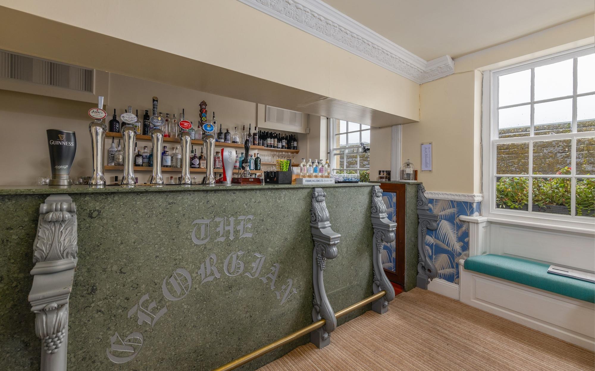 Bar/Salón Georgian House Hotel