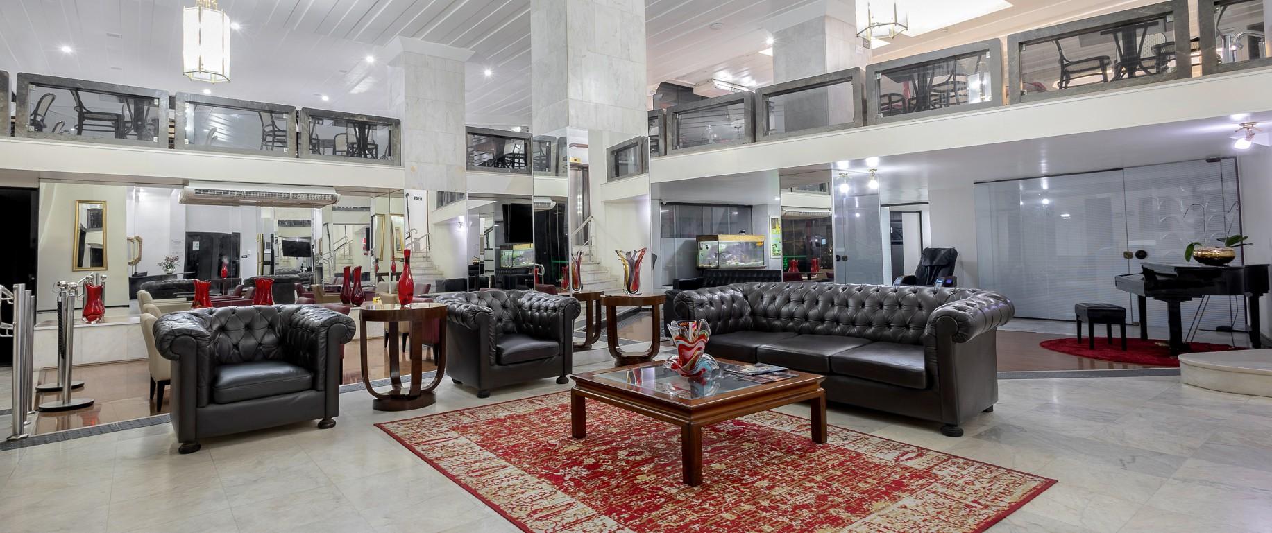 Corredores / Escaleras Hotel Euro Suite São Paulo by Nacional Inn