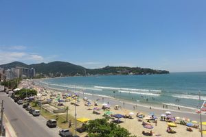 Alquiler Vacacional - Gorgeous and super comfortable seafront apt with 3 suites, for 8 people. + WIFI