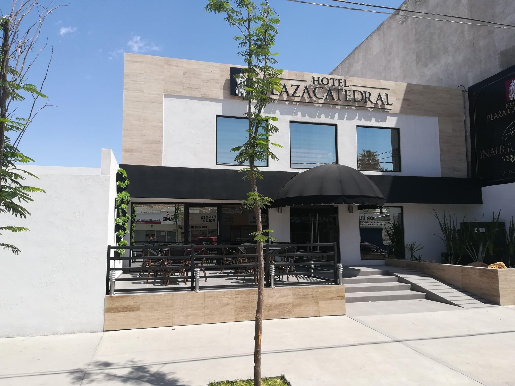 Vista Exterior Hotel Plaza Catedral