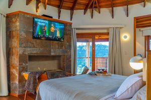Hospedagens - Atiaia Jungle River Retreat