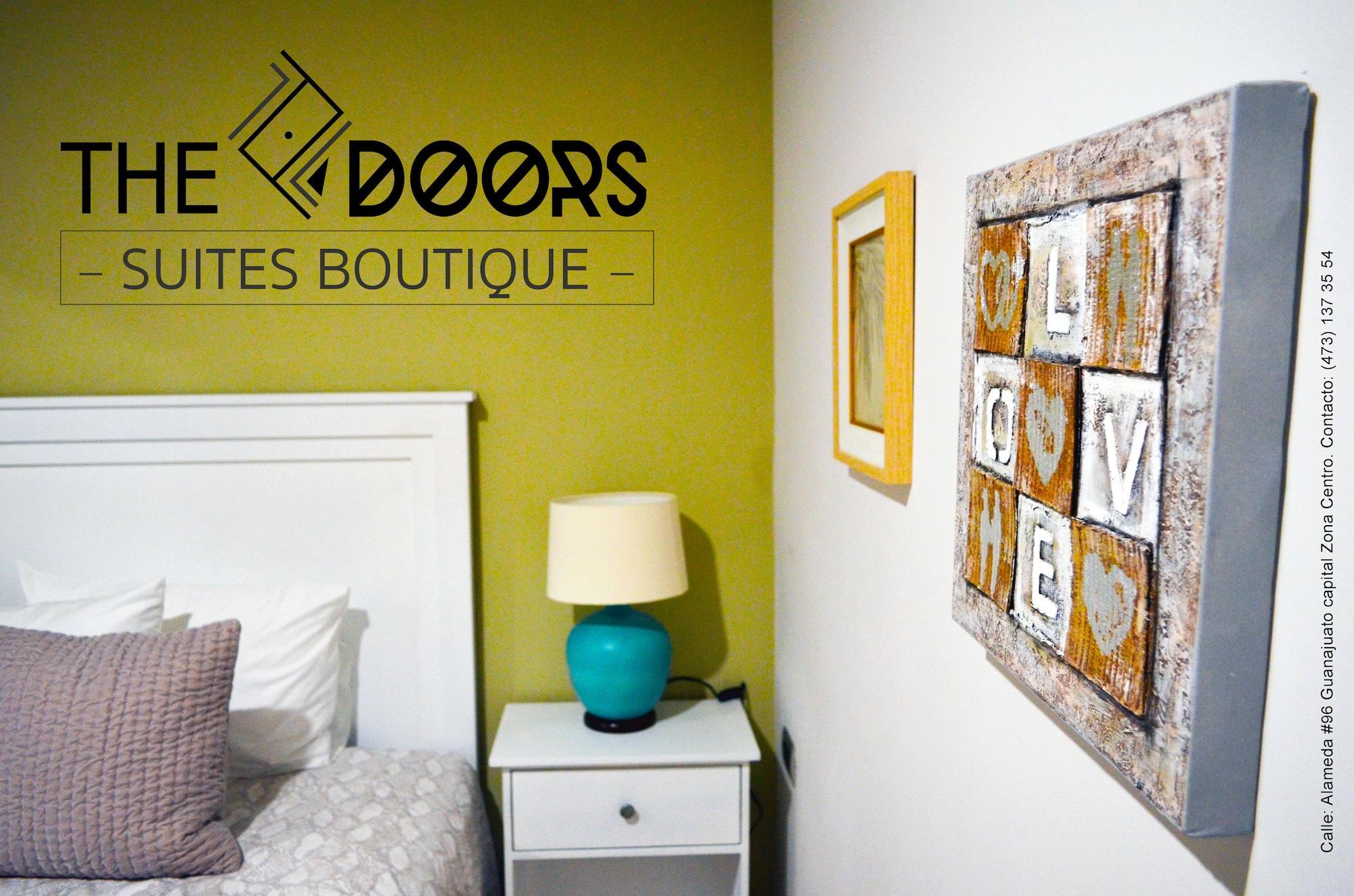 Varios The Doors Suites