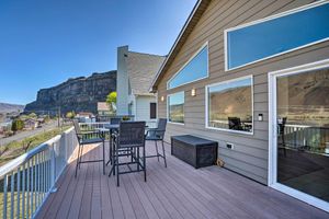Alquiler Vacacional - Coulee City Home w/ Mtn Views - Steps to Blue Lake