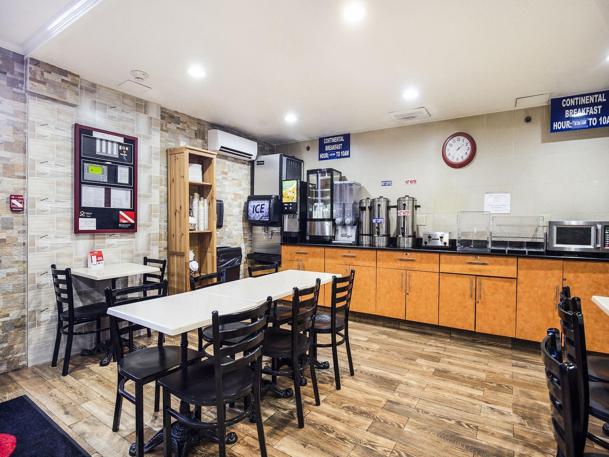 Restaurant Quality Inn JFK Airport Rockaway Blvd
