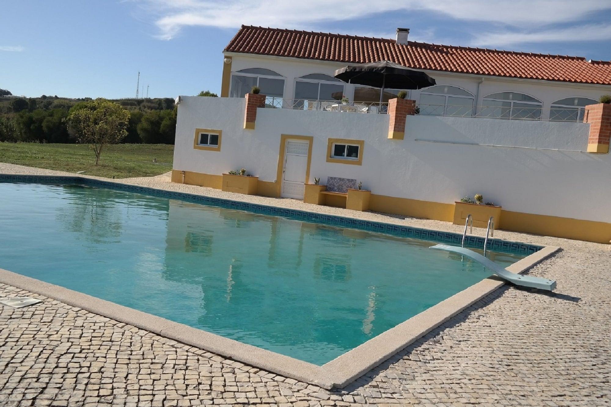 Varios Jema-holidays