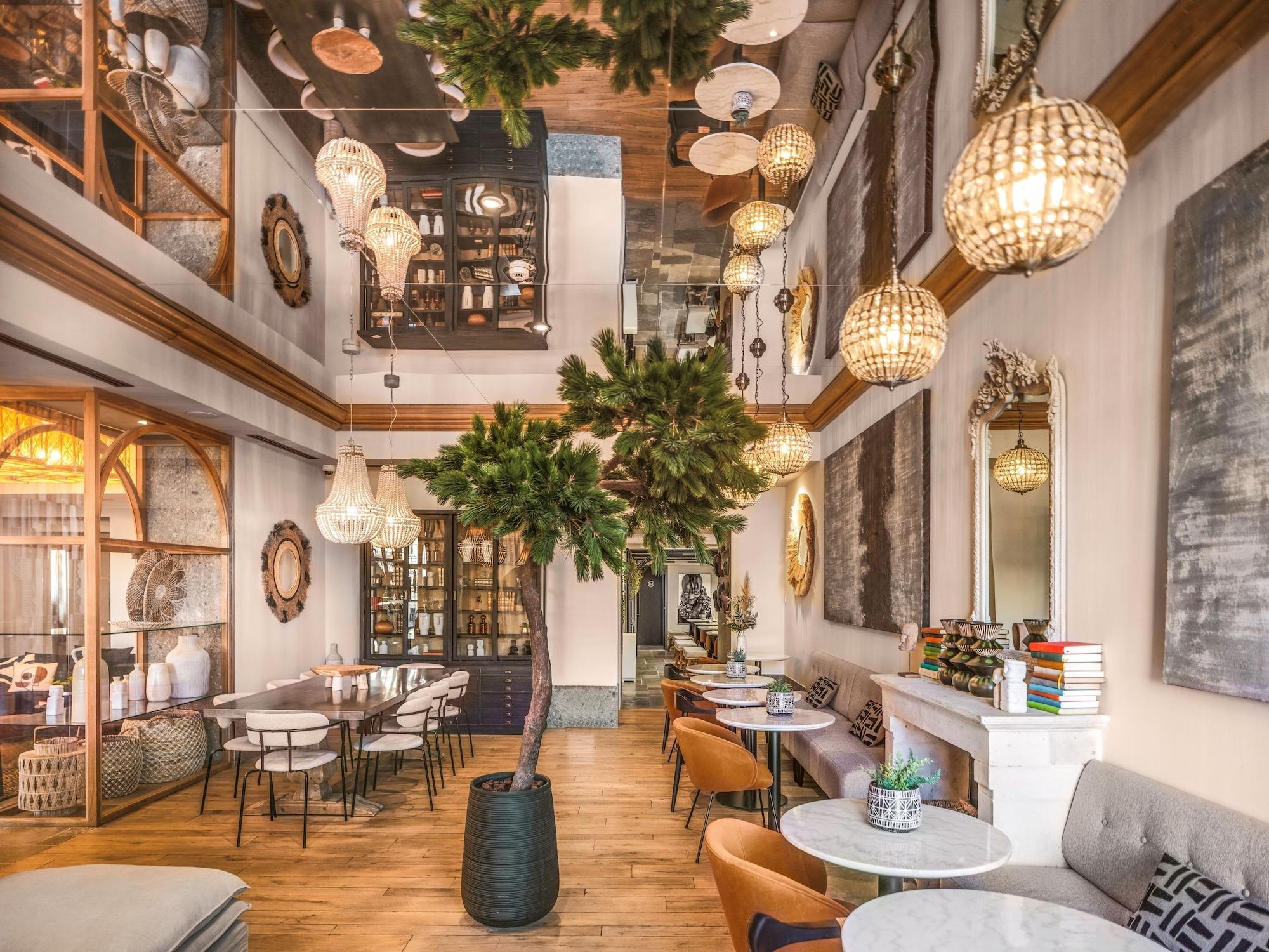 Varios Maisons du Monde Hôtel & Suites - Marseille Vieux Port