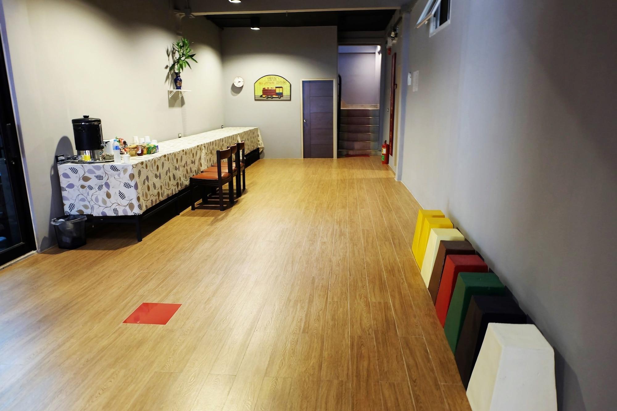 Restaurant Inn Stations Hostel