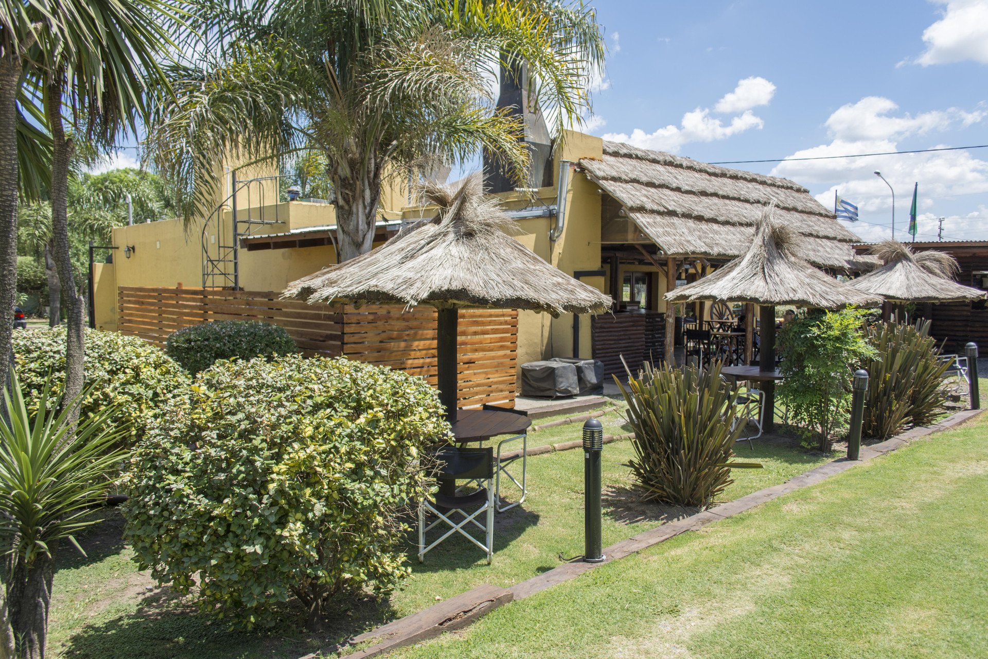 Vista Exterior Hotel La Posta- Localidad: Zavalla