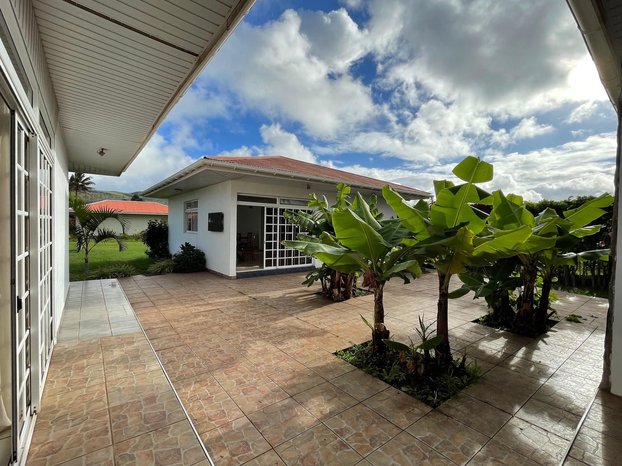 Vista Lobby Manureva Nui Hotel Boutique