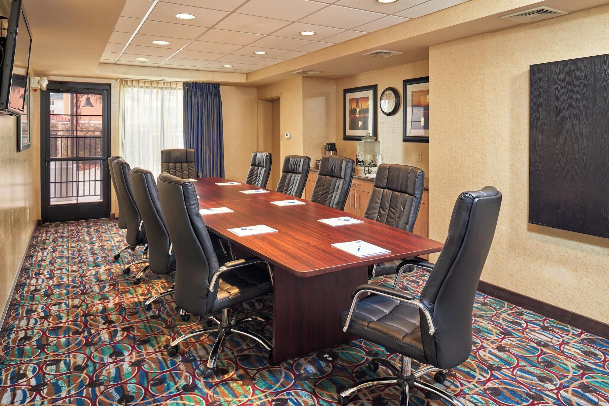 Sala de Reuniones Holiday Inn Express & Suites El Paso Airport Area by IHG