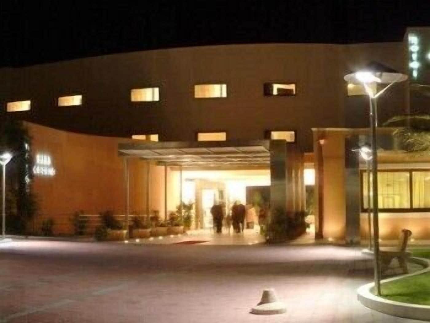 Vista Exterior Hotel Cecere