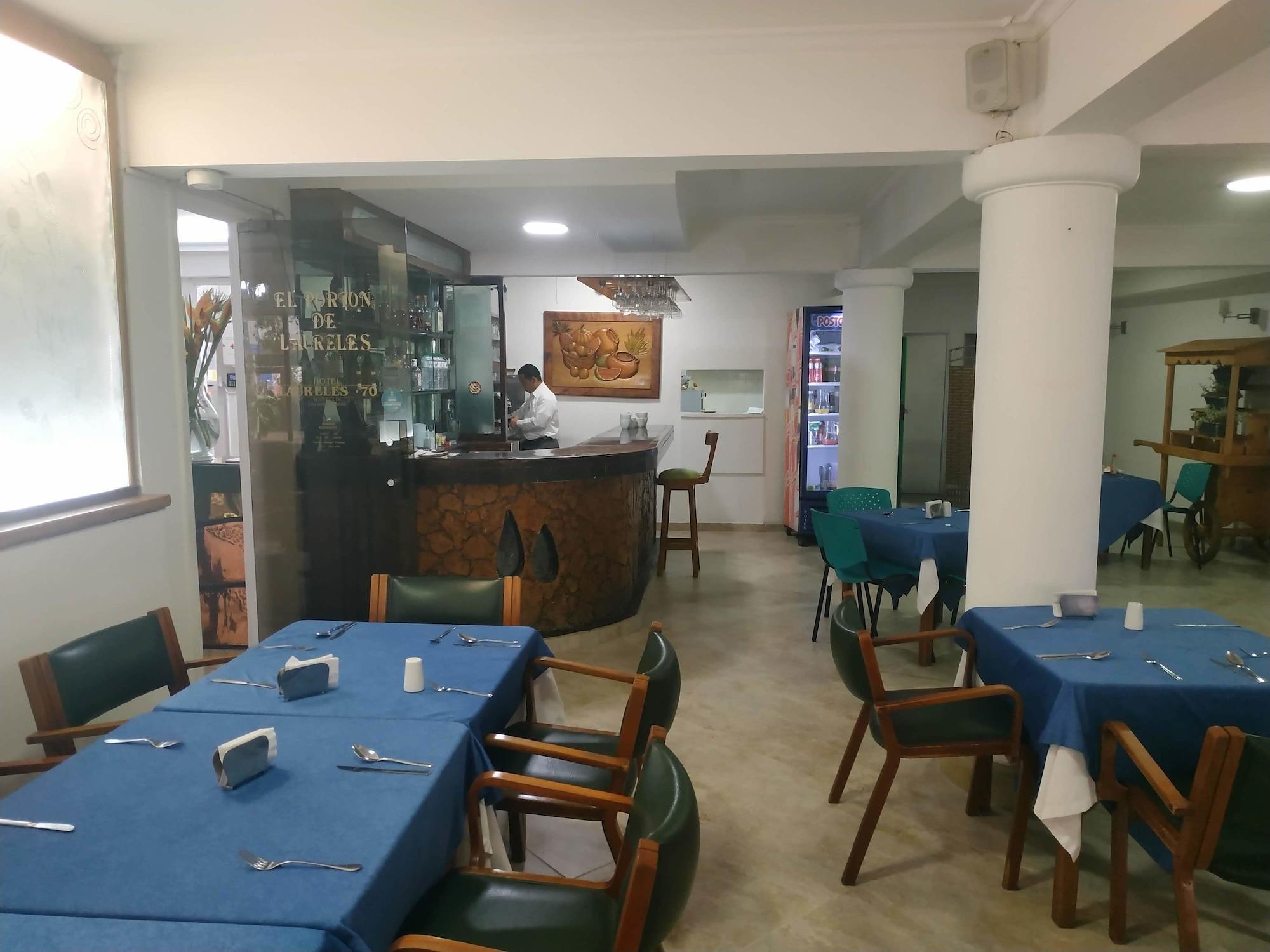 Restaurant Hotel Laureles 70
