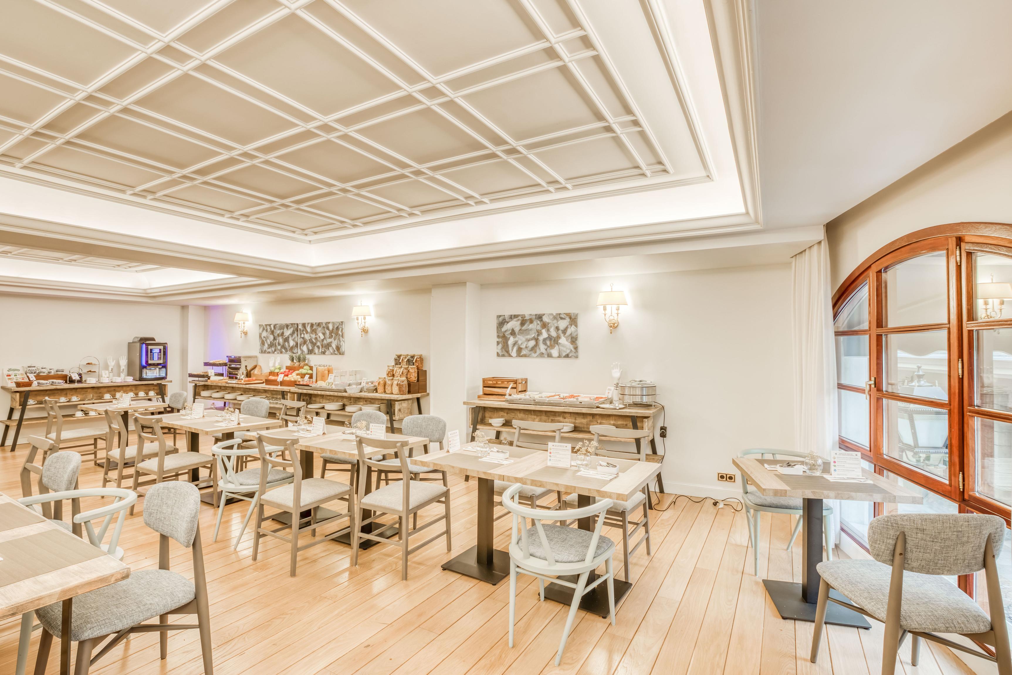 Bar/Salón Sercotel Arenal Bilbao