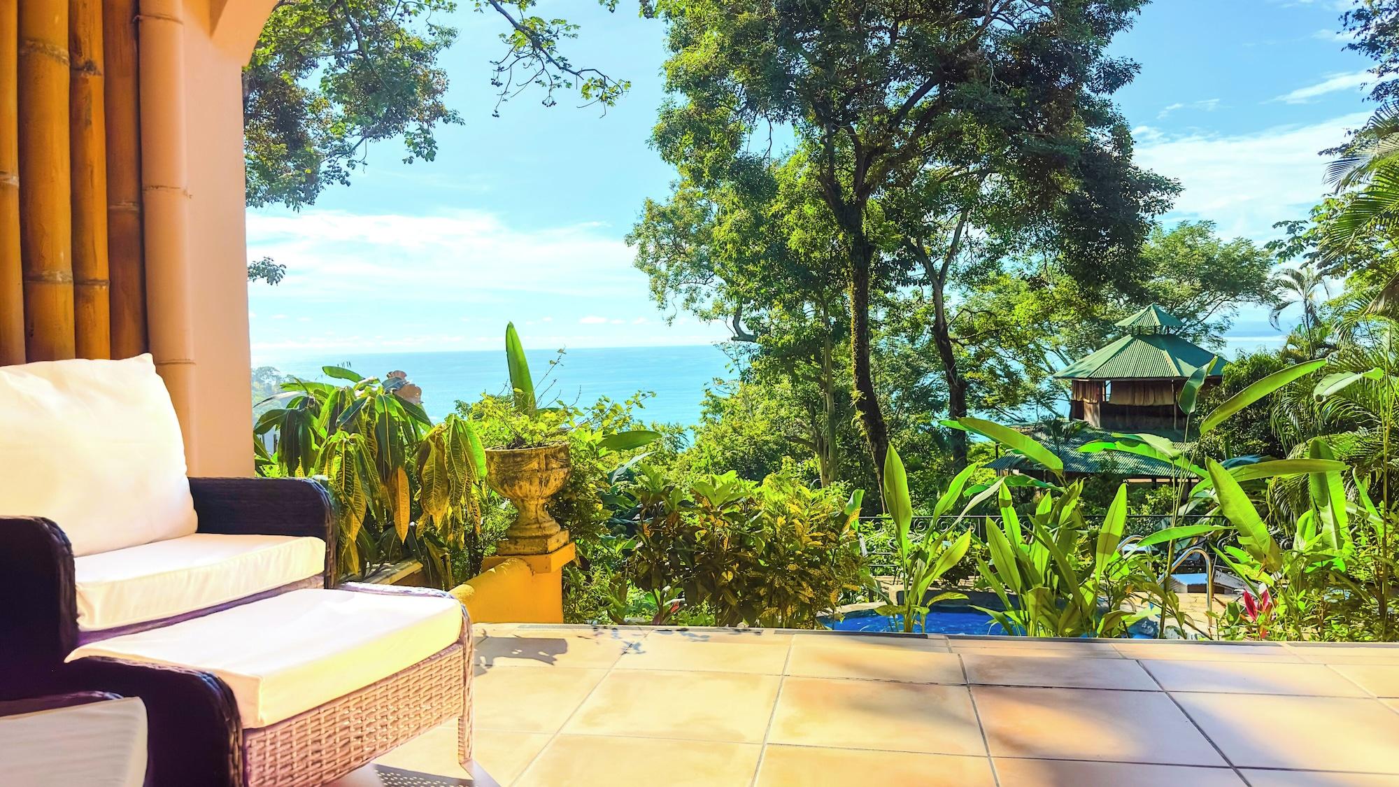 Vista Exterior Mango Moon Villa