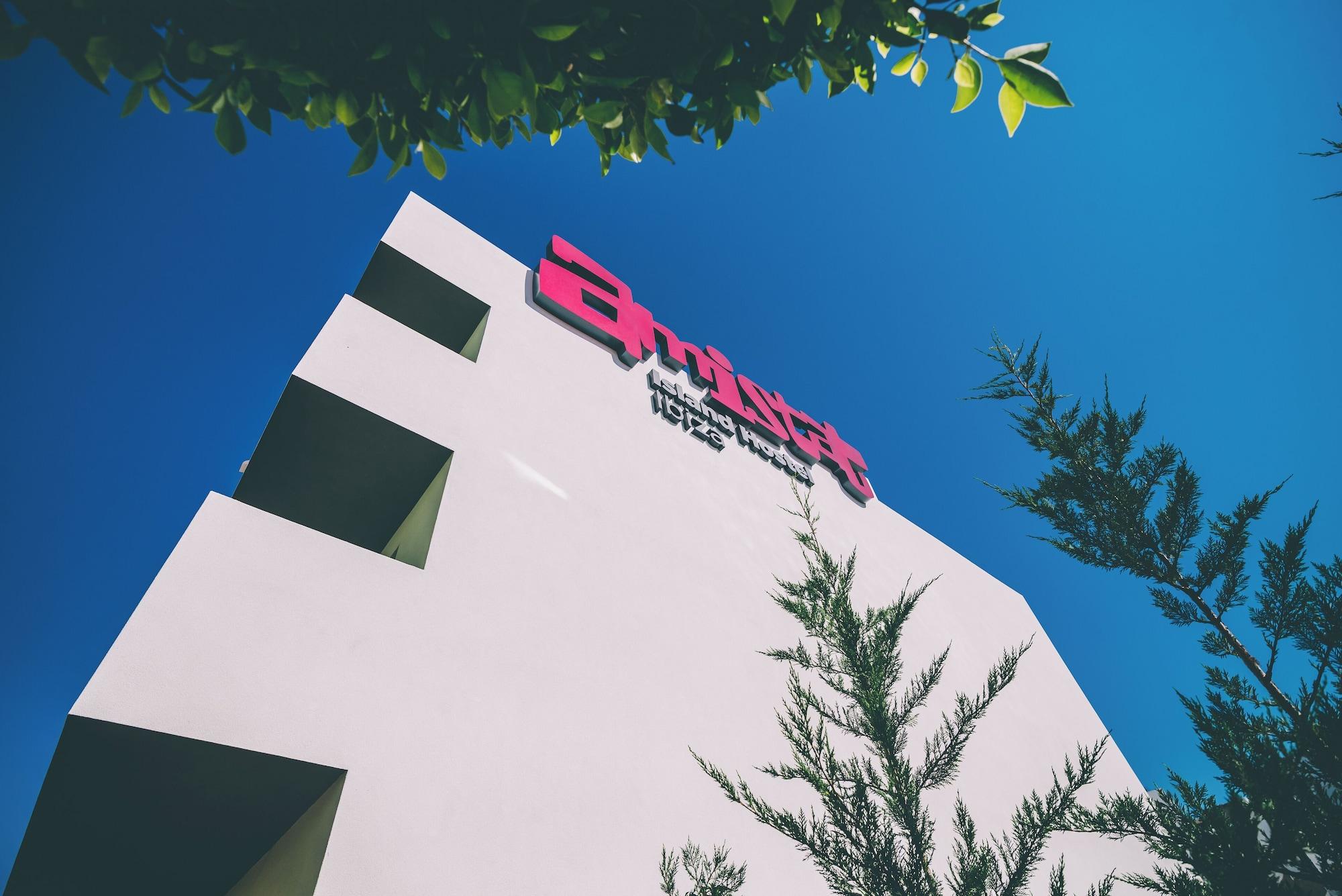 Vista Exterior AMISTAT Island Hostel Ibiza - ALBERGUE JUVENIL
