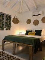 Alquiler Vacacional - 3 BERDOOMS VILLA WITH AN OPEN SEA VIEW FROM ORIENT BEACH TO PINEL ISLAND