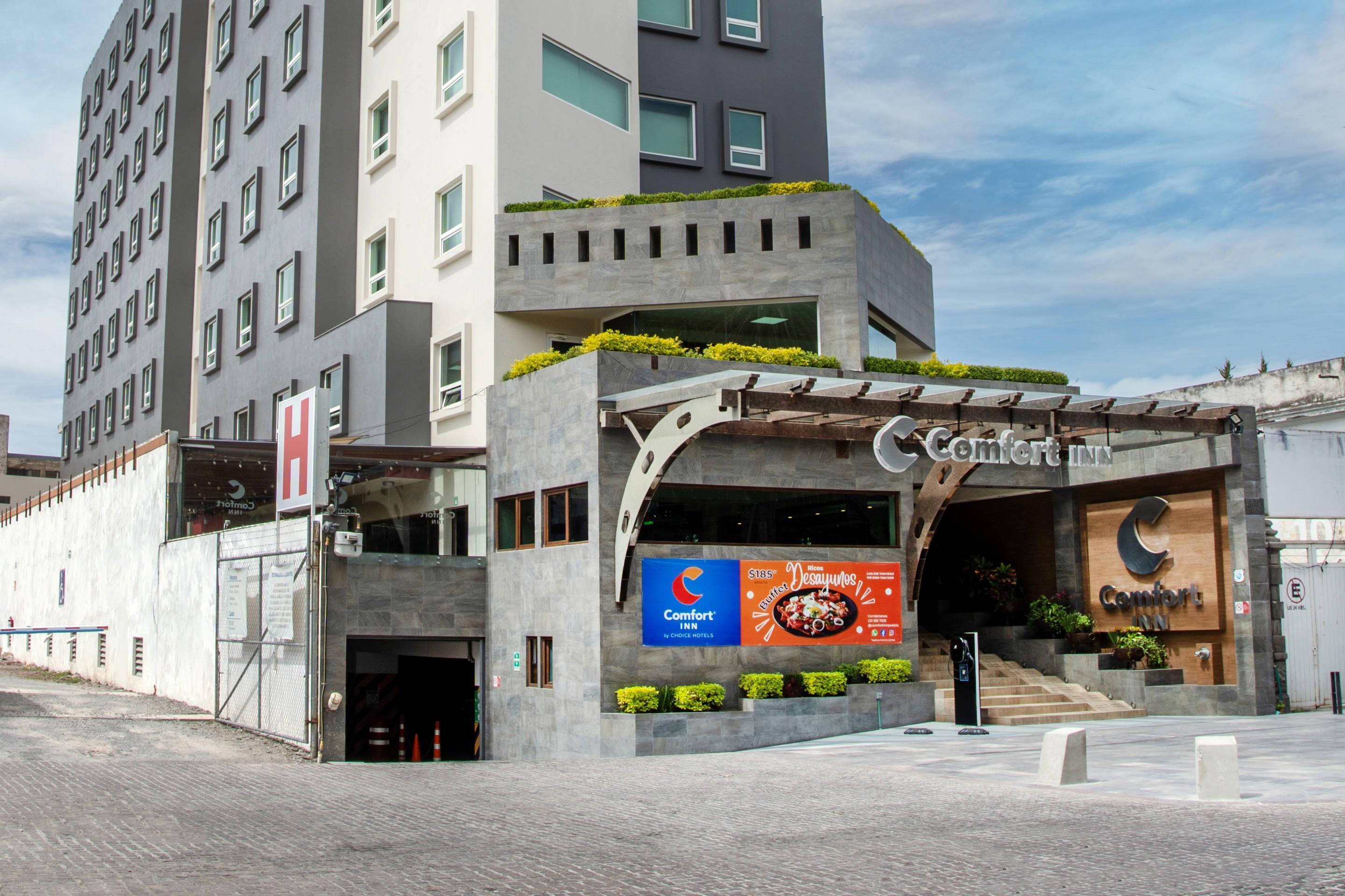 Vista Exterior Comfort Inn Puebla Centro Histórico