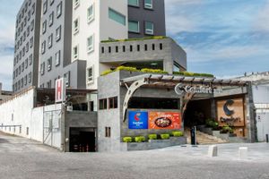 Alojamiento - Comfort Inn Puebla Centro Histórico