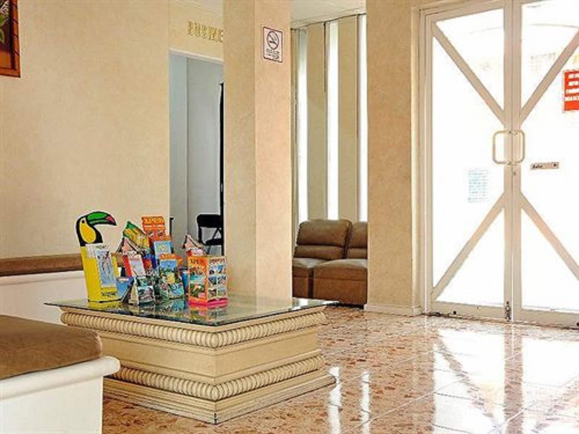 Vista Lobby Hotel Hacienda de Castilla