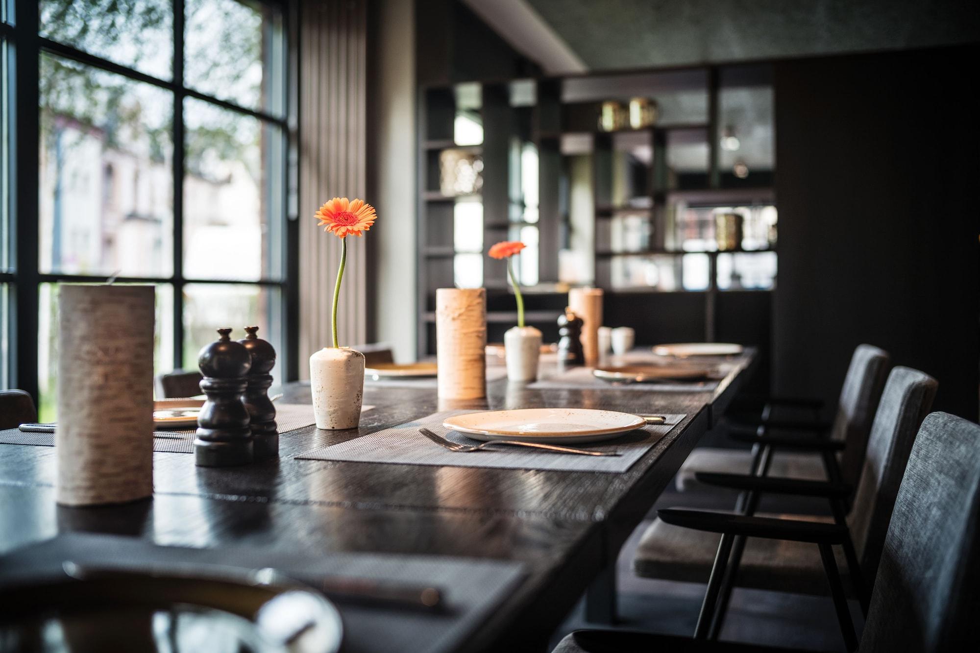 Restaurant SAKS Urban Design Hotel Frankfurt
