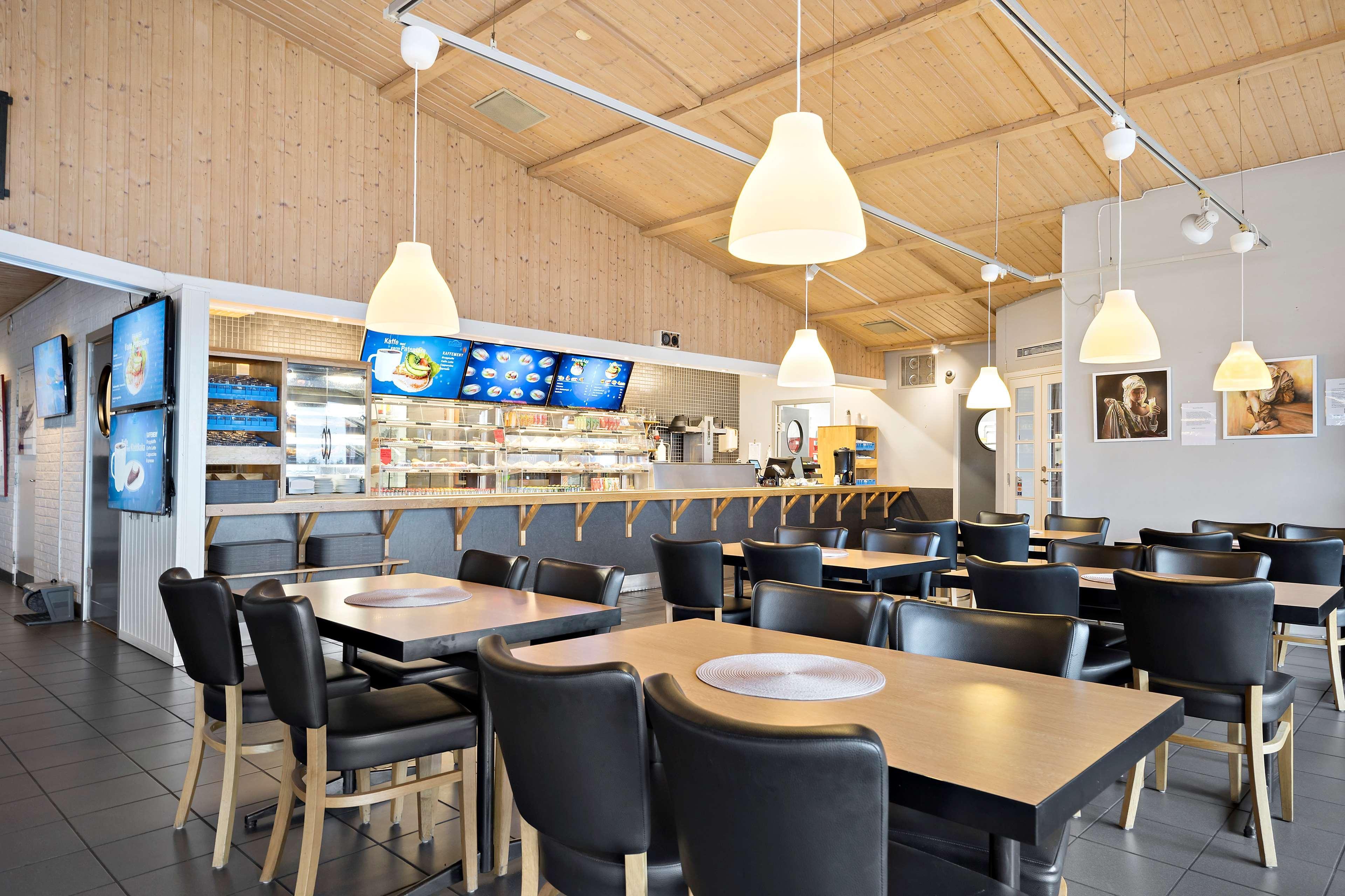 Restaurant Sure Hotel by Best Western Lagan