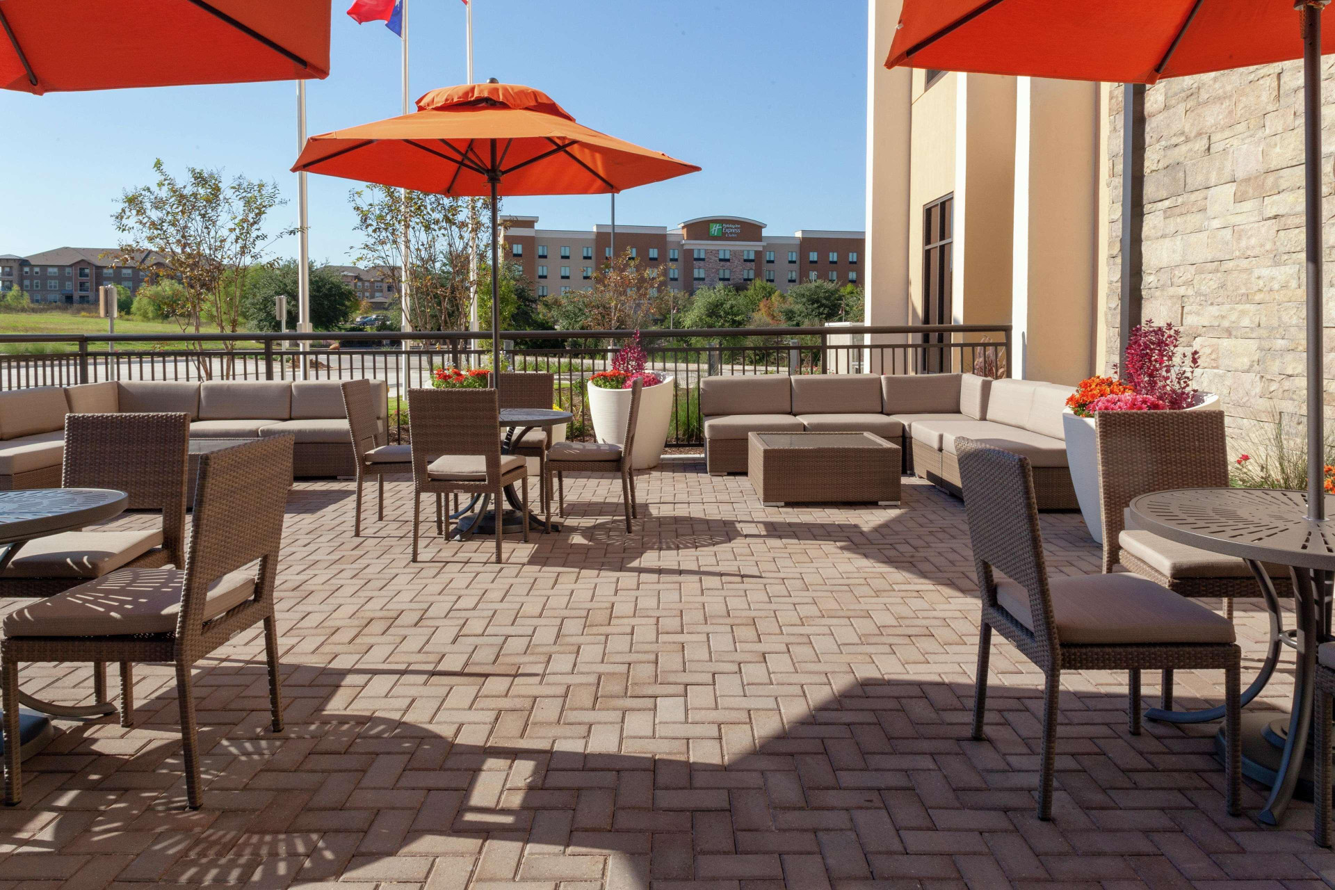 Vista Exterior Hilton Garden Inn Waco