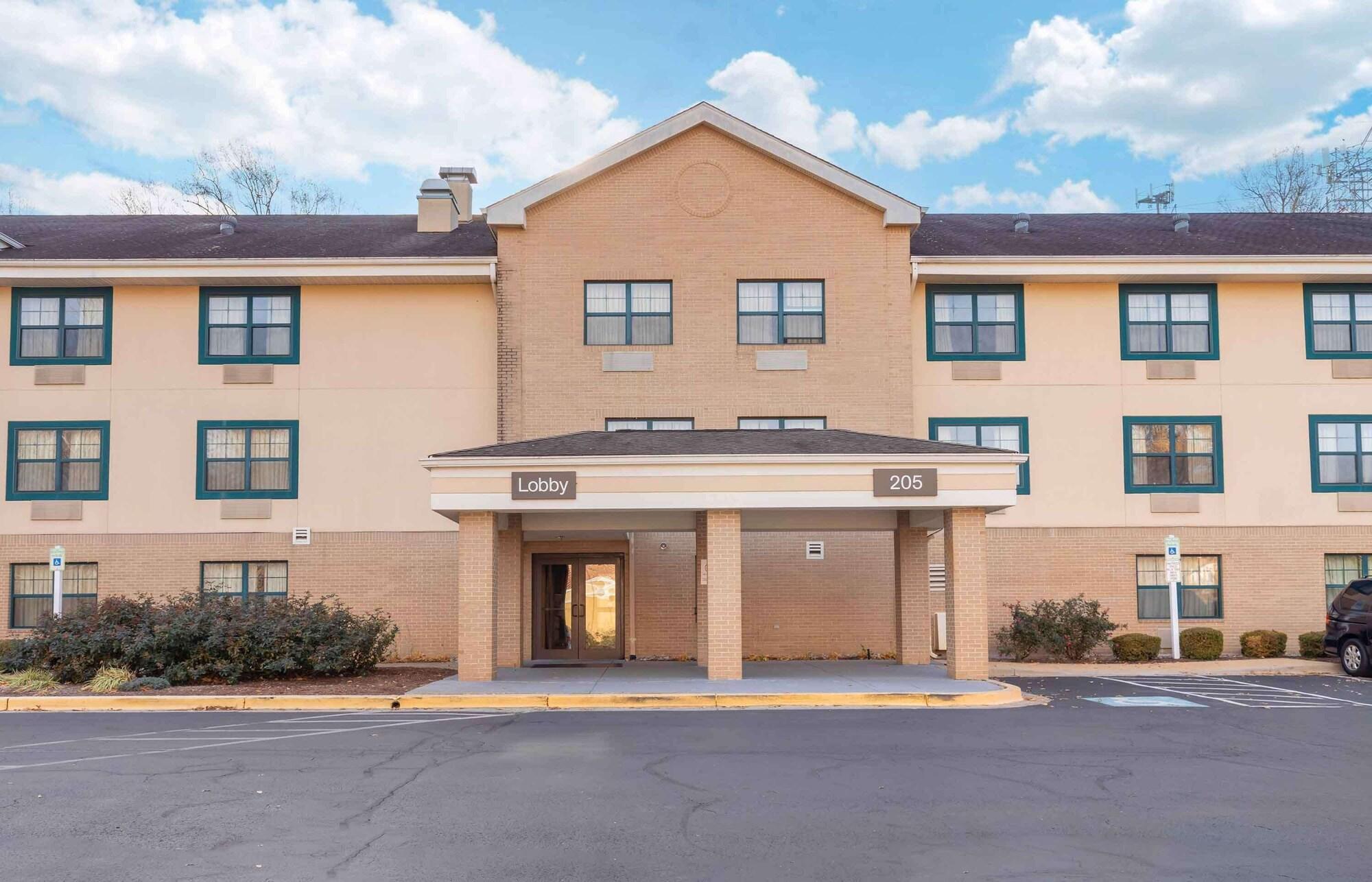 Varios Extended Stay America Suites Washington DC Gaithersburg N