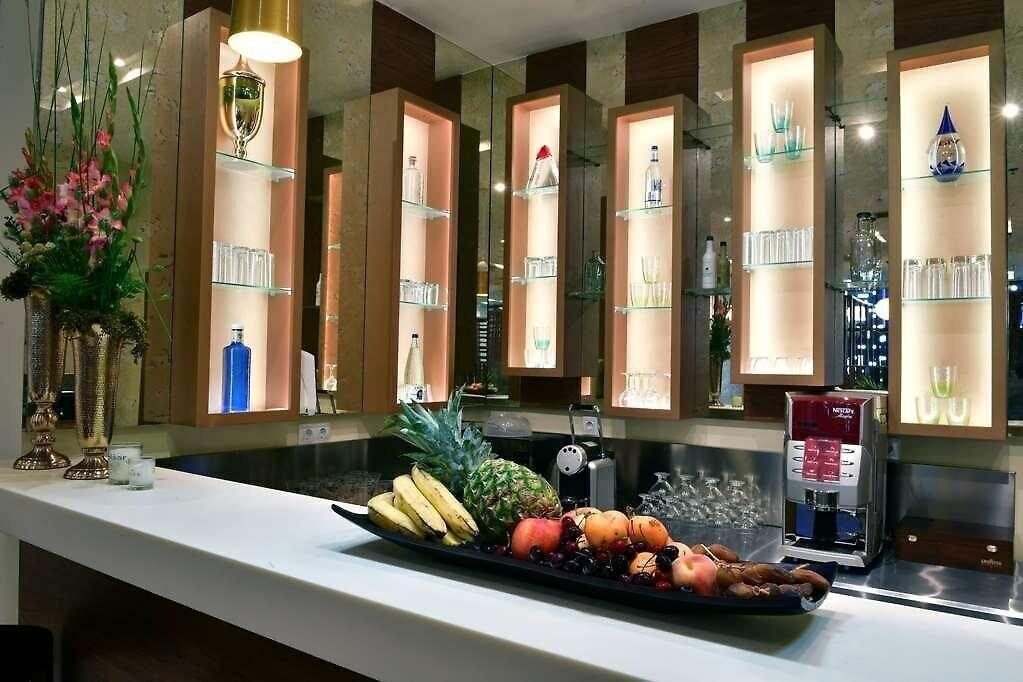 Bar/Salón Al Naya Hotel