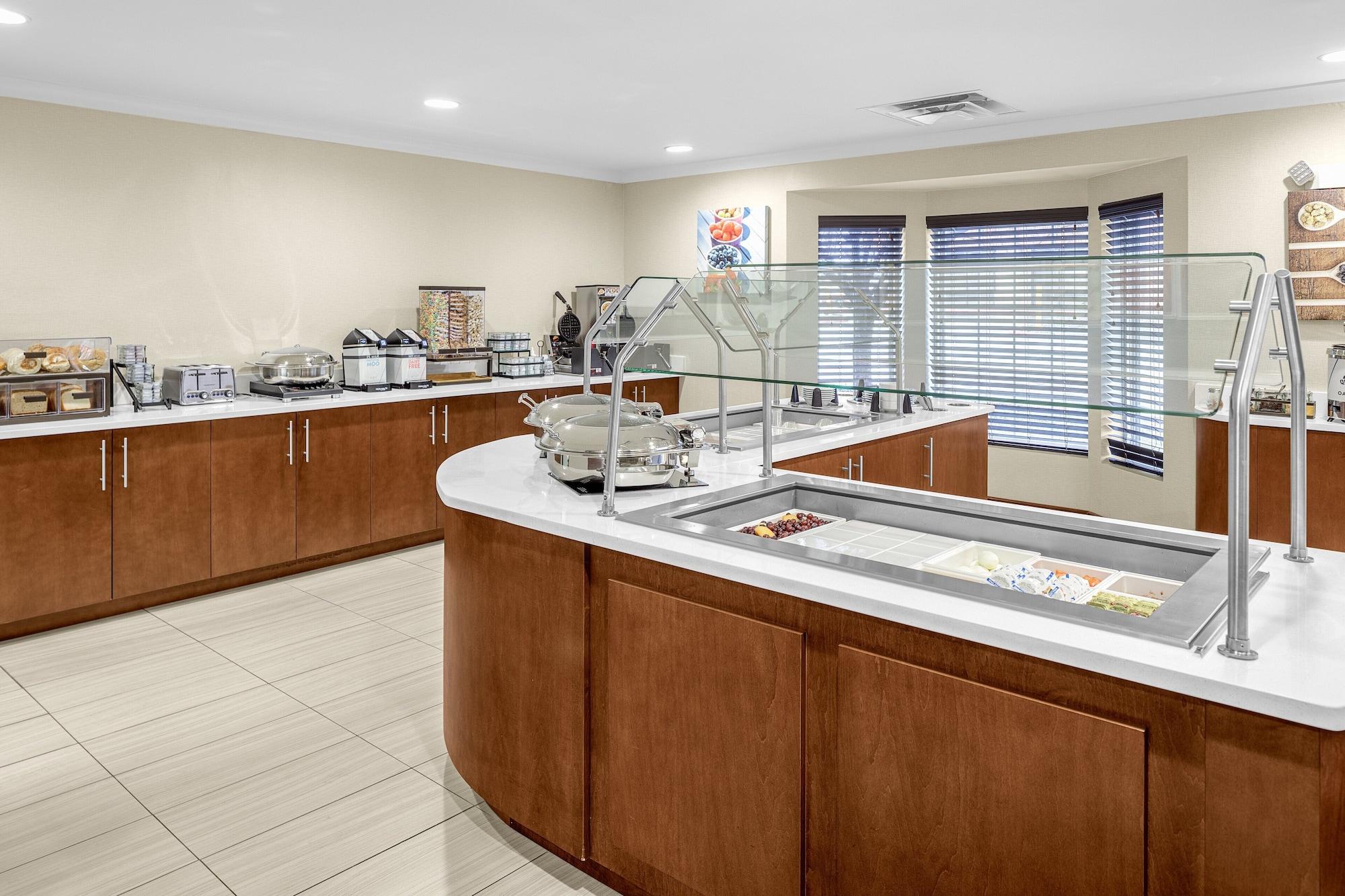Restaurant Staybridge Suites Chattanooga at Hamilton Place by IHG