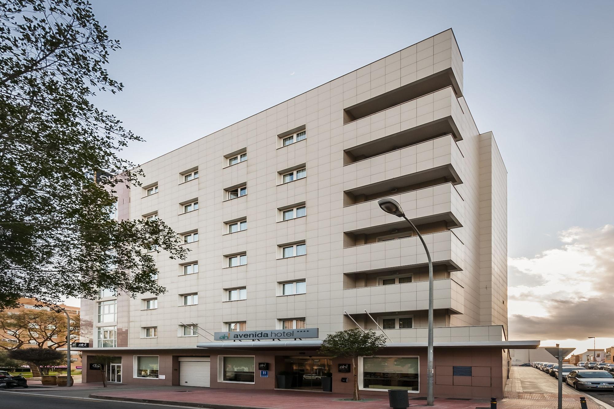 Vista Exterior Avenida Hotel Almería