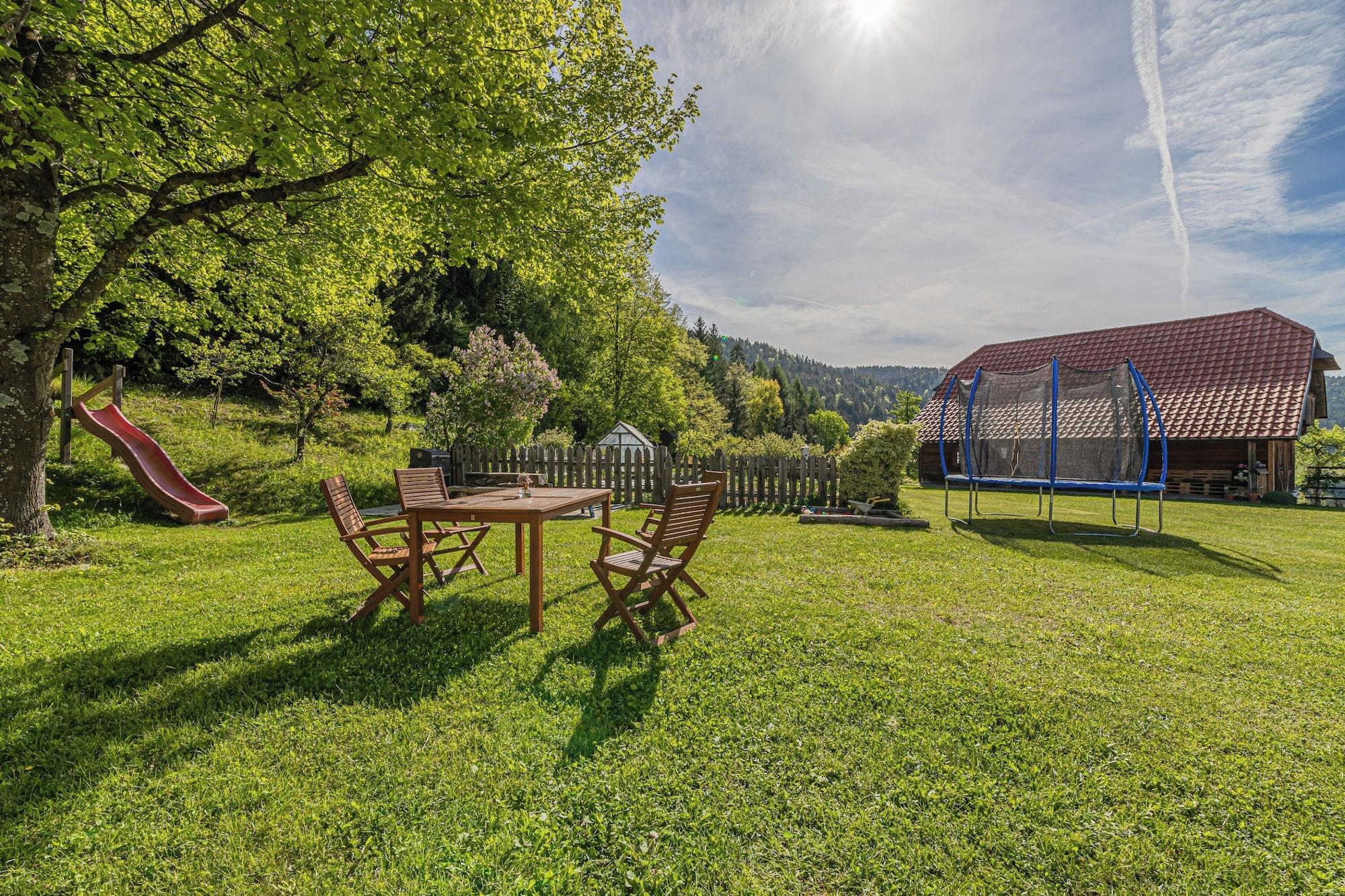 Instalaciones Recreativas Suite Alder embraced by nature