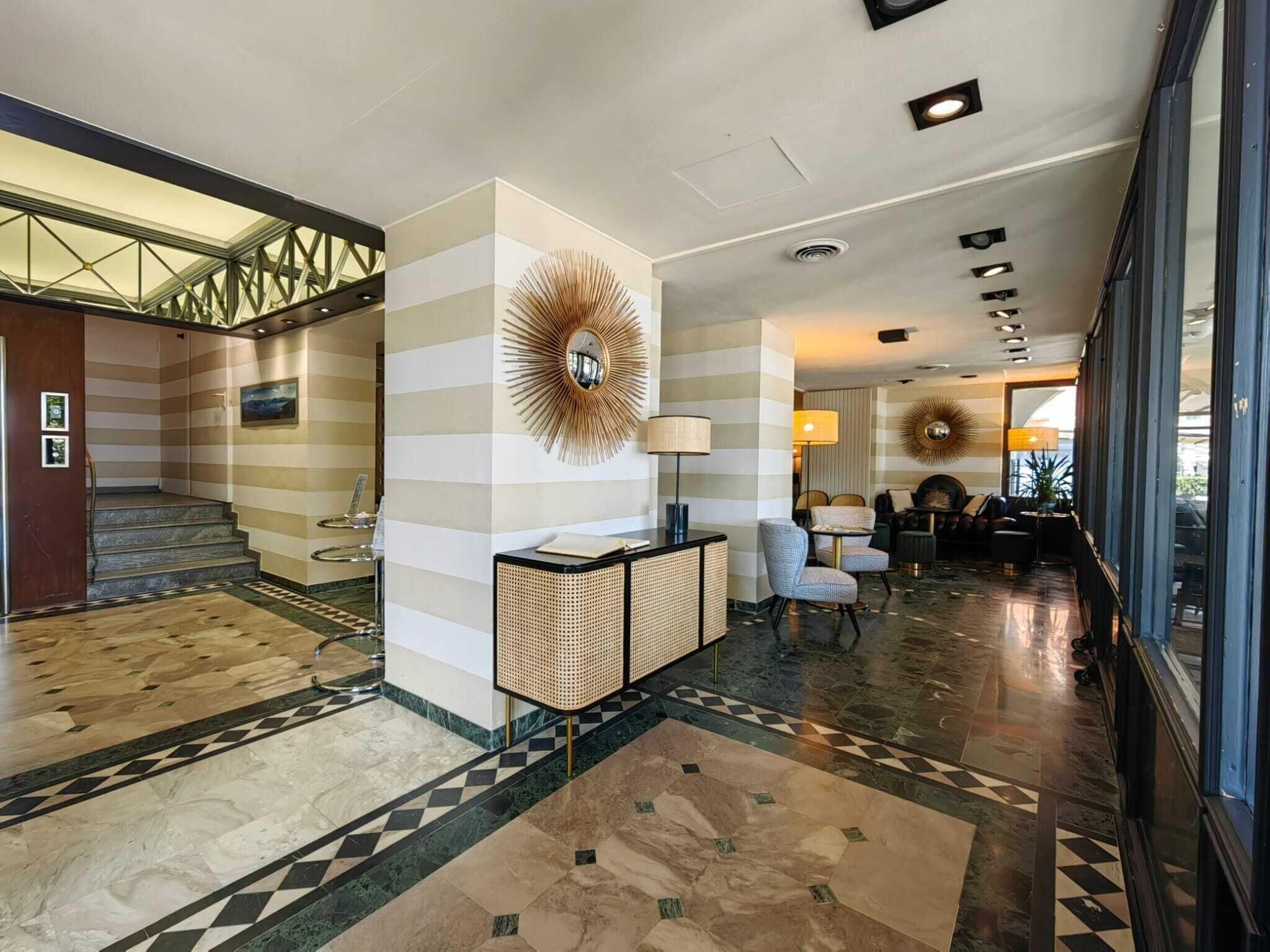 Vista Lobby Hotel Ancora