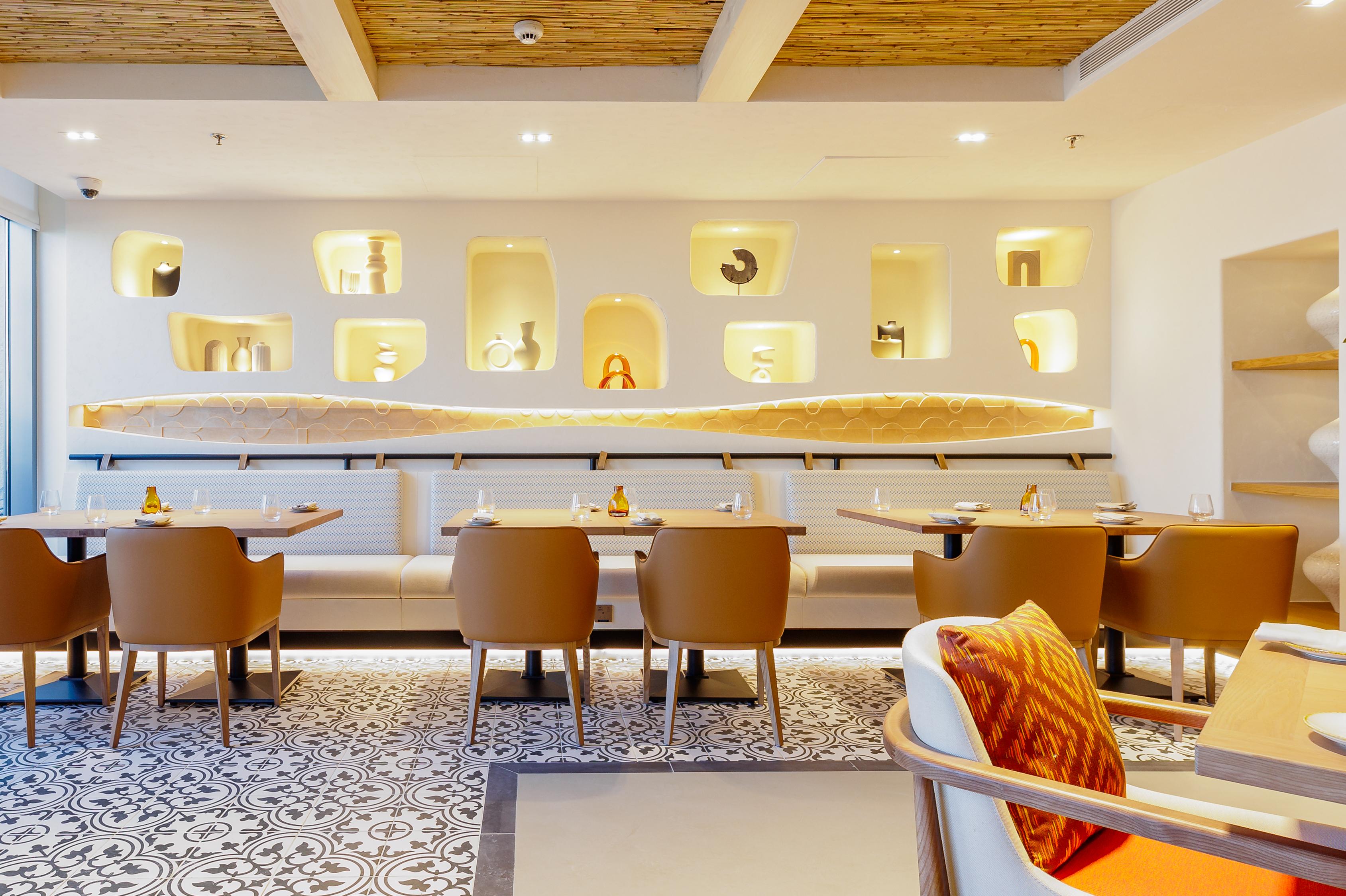 Restaurant Hotel Avalon Dubai Jumeirah Village Circle