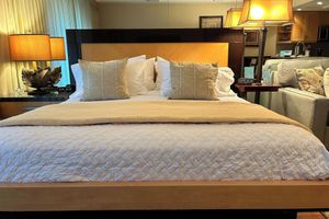 Alquiler Vacacional - The Whaler!  ~Beautifully remodeled ground floor courtyard studio~