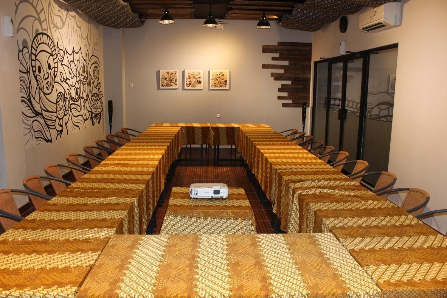 Sala de Reuniones Sunrise Hotel Jombor