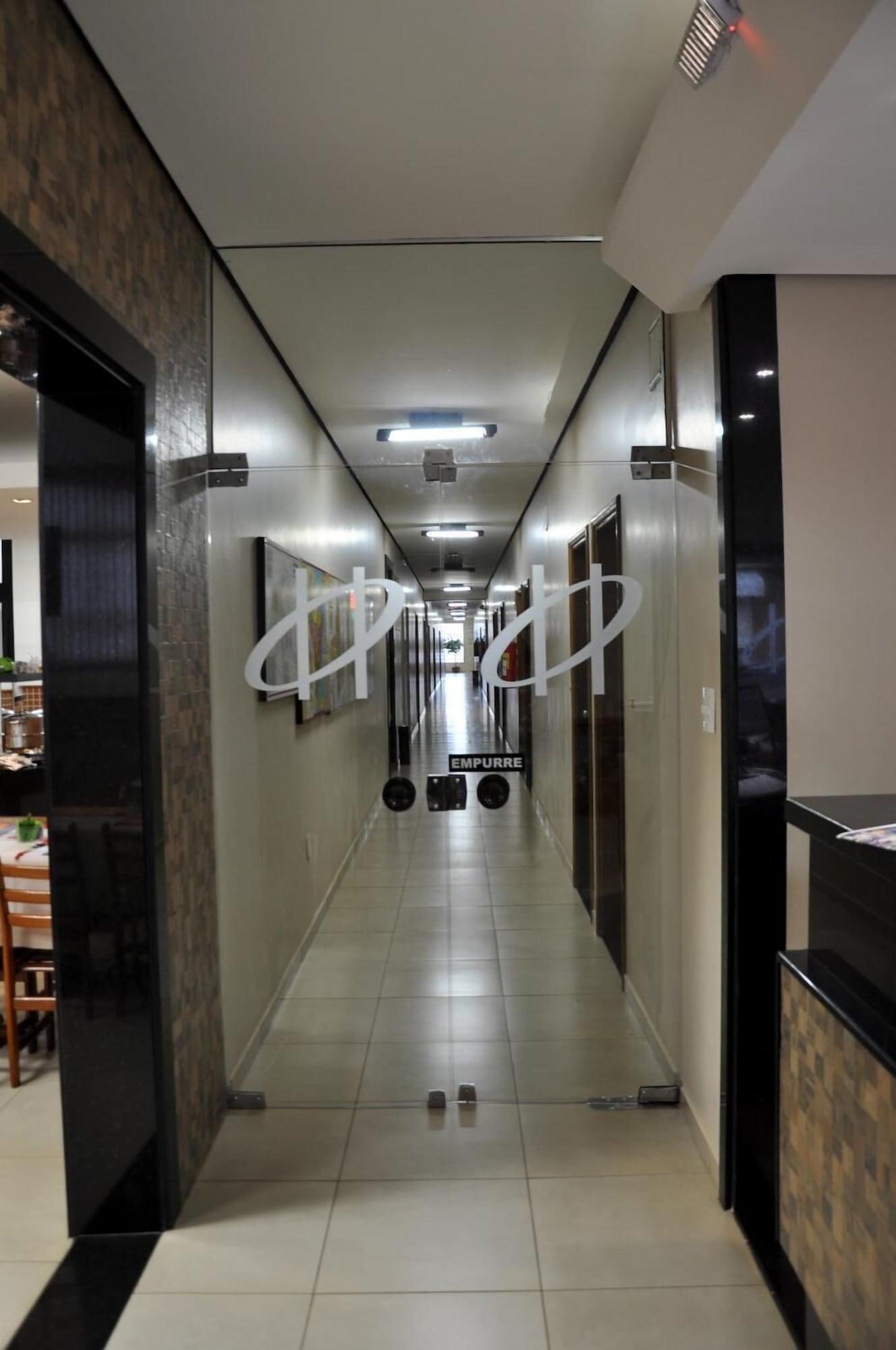 Comodidades del Alojamiento Carolina Plaza Hotel